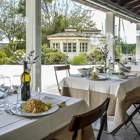 Vakantiepark Conero Azzurro 3*