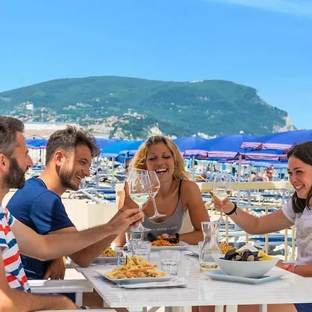 Conero Azzurro 3* נומאנה