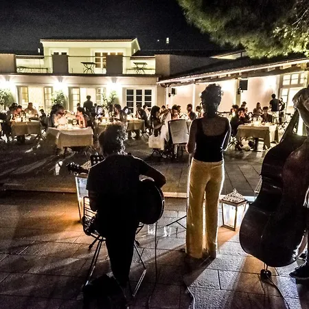 Conero Azzurro 3* נומאנה