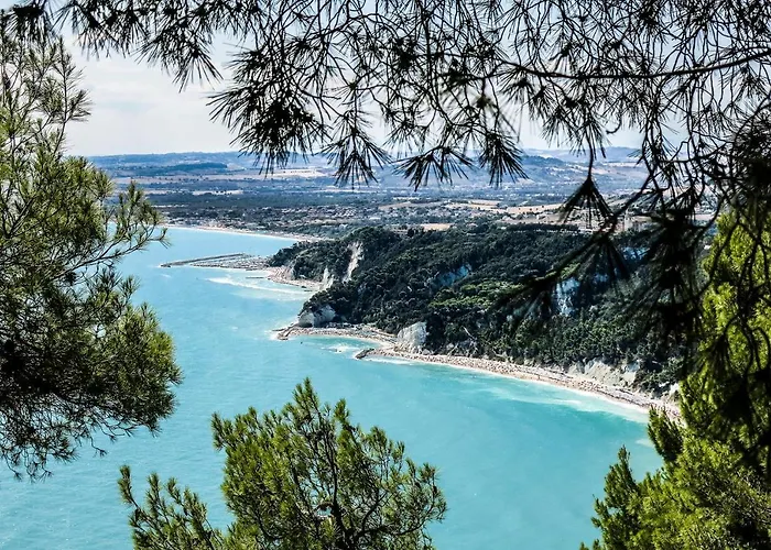 Conero Azzurro Numana